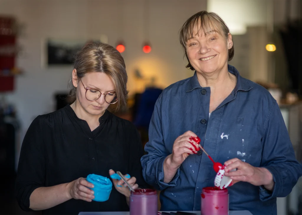 Das Begleitete Malen und das Malspiel im Malraum7 Natalie und Marianne, begleitetes Malen und das Malspiel